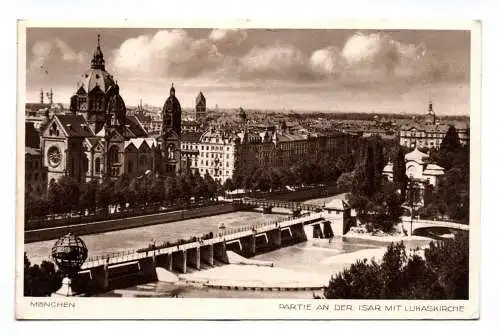 Ak München Partie an der Isar mit Lukaskirche 1939