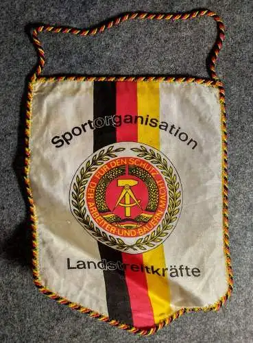 Sportorganisation Landstreitkräfte Original DDR Wimpel