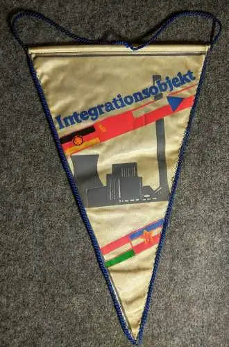 Wimpel Großbaustelle Träger des Karl Marx Ordens Kraftwerk Hagenwerder III
