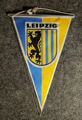 Leipzig Wappen blau gelb Löwe Original altes Wimpel