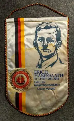 Wimpel Original Erich Habersaath Held der Novemberrevolution Unser Vorbild DDR