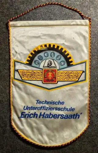Wimpel Original Erich Habersaath Held der Novemberrevolution Unser Vorbild DDR