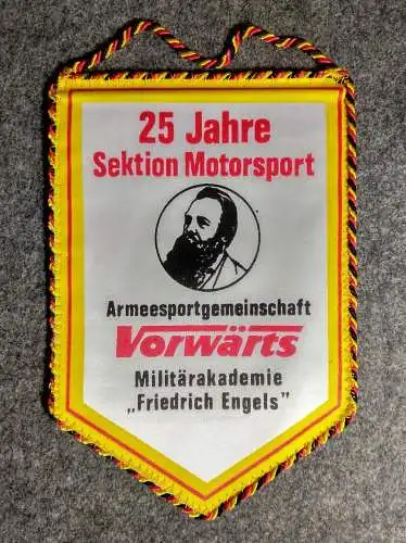 Wimpel Original Armeesportgemeinschaft Vorwärts Militärakademie Friedrich Engels