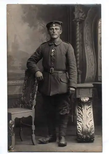 Foto Ak Soldat Abzeichen Verdienstkreuz 1915 Metz WW1