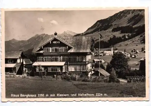 Echtfoto Ak Haus Bergkranz mit Riezlern Nebelhorn 1935