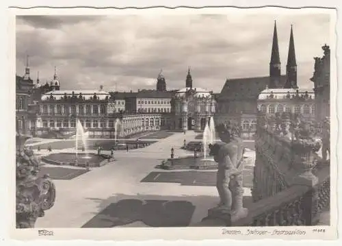 Ak Hahn 10958 Dresden Zwinger Stadtpavillon 