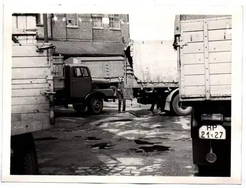 Foto LKW DDR Parkplatz