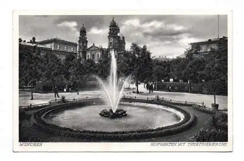 Ak München Hofgarten mit Theatinerkirche