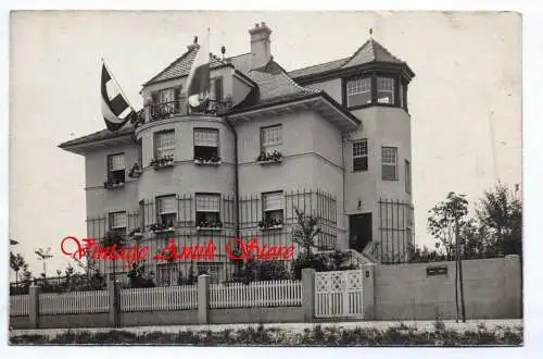 Foto Ak Rosenheim 1913 Wohnhaus Fahnen