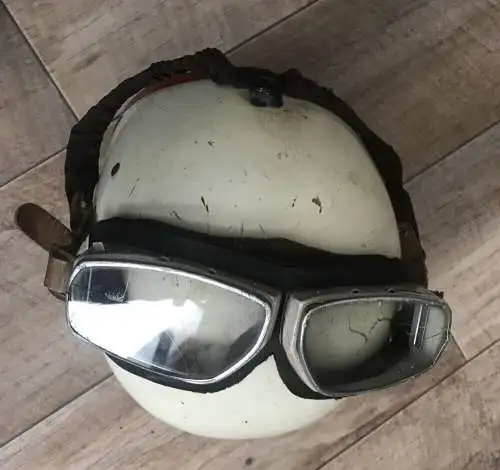 Motorradhelm Perfekt DDR Helm Eierschale 54-58mm Mopedhelm Halbschale