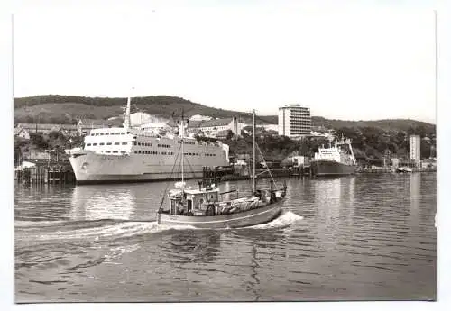 Foto Ak Kreuzfahrtschiff Sassnitz Rügen Hafen 1979