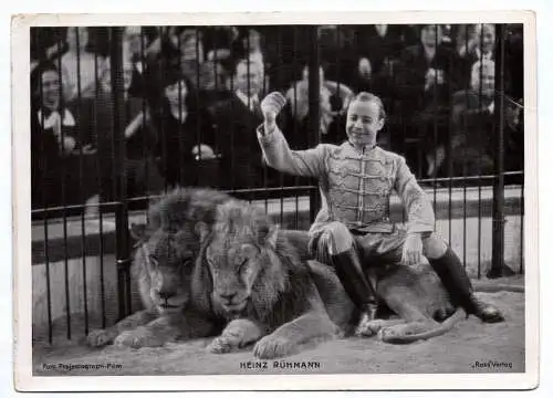 Fotodruck Hein Rühmann mit Löwen Trading Card Ross Verlag Autogrammkarte