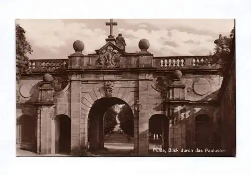 Foto Ak Fulda Blick durch das Paulustor