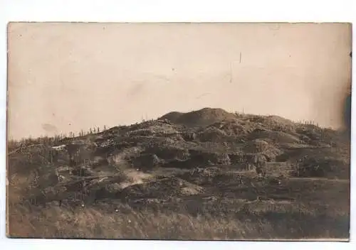 Foto Ak Hindenburg Höhe  IR 262 Stellung 1 Wk