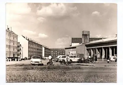 Foto Ak Teltow Neubauten 1970 Menschen