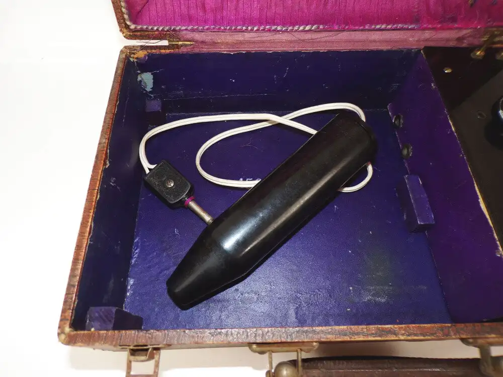 Altes Frequenta Reizstromgerät Strahlenapparat Hochfequenz 4