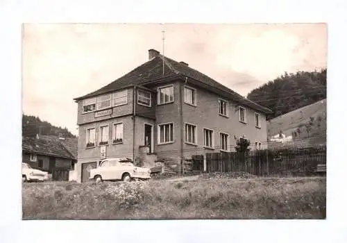 Foto Ak Schleusinger Neundorf Haus Steinbergsblick 1965 Trabant