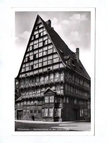 Foto Ak Hildesheim Fachwerkhaus in der Osterstraße Feldpost 1940