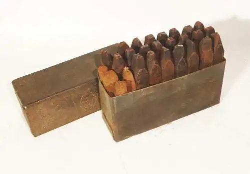 Schlagbuchstaben 4 mm Oldtimer Schlagstempel Punzen