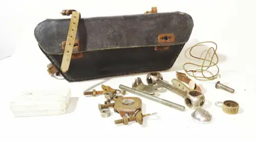 Alter XL Ledertasche Werkzeugtasche Fahrrad Motorrad Oldtimer Flickzeug !