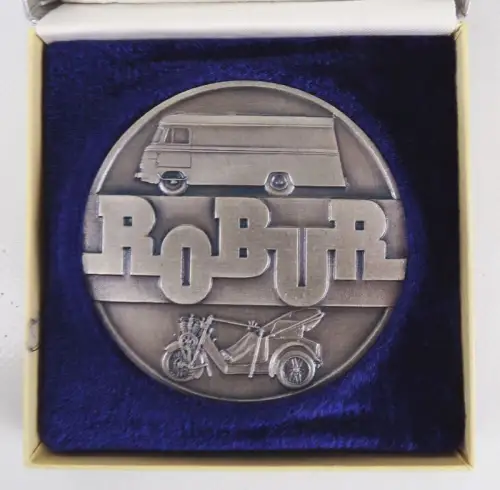 Robur Medaille Für langjährige Mitarbeit Silber Stufe Etui Anstecknadel DDR