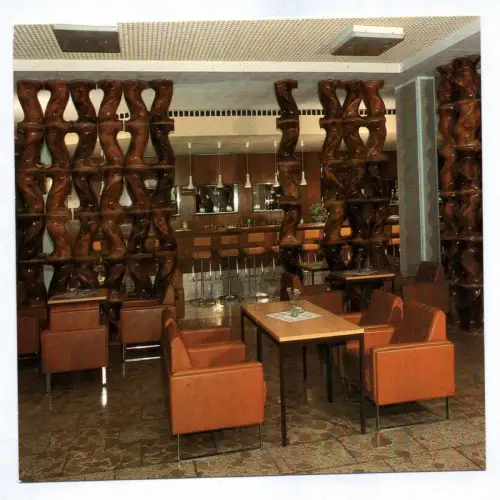 Foto Ak Templin FDGB Erholungsheim Friedrich Engels Foyer mit Hallenbar 1985