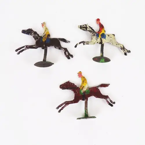 Alte Zinnfiguren Reiter Jockey für Brettspiel Pferderennen