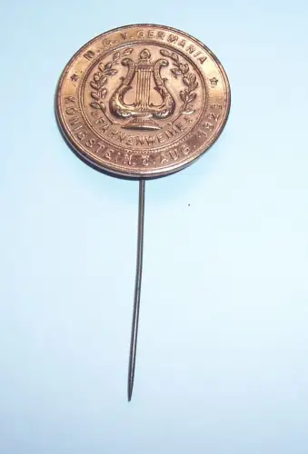 Altes Abzeichen Anstecknadel M G V  Germania Fahnenweihe Königstein 1923 