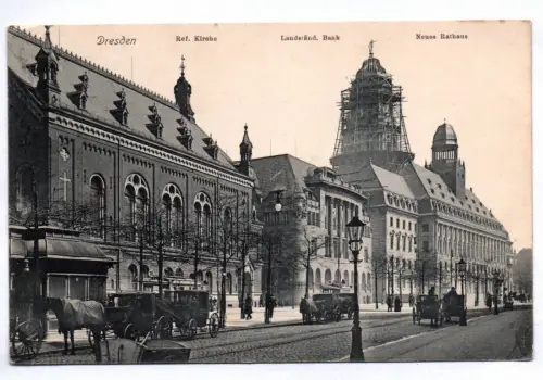 Ak Dresden Kirche Bank Gerüst Neues Rathaus Kutschen 1908