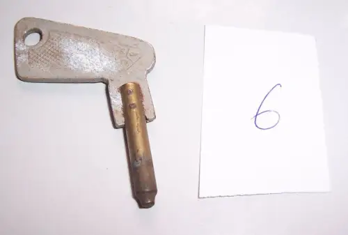 IKA Zündschlüssel für Ifa Motorrad Auto LKW Traktor DDR !