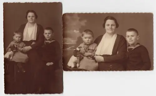 2 x Foto Ak Mutter mit Kindern Stoffhund Spielzeug um 1920
