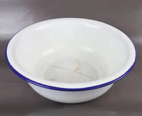 Alte Emailschüssel Pflanzschale blau weiß Emaille Gartendeko