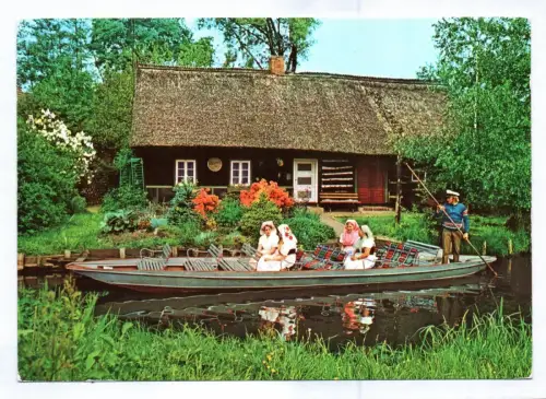 Foto Ak Spreewald Frauen in Trachten im Boot 1980