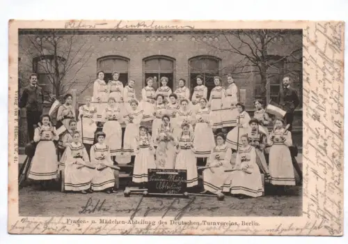 Ak Berlin  Frauen und Mädchen Abteilung des Deutschen Turnvereins Berlin  1904