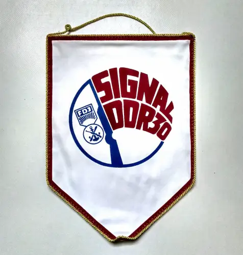 Wimpel ORIGINAL FDJ Signal DDR 30 für hervorragende Leistungen