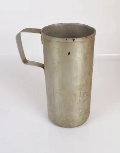 Alter Aluminium Behälter 1 Liter Deko Becher Pflanzgefäß 