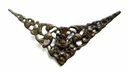 Zierelement alt antik Beschlag Deko verziert Eisen