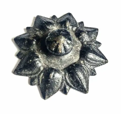 Altes Deko Element schwarz Eisen Blume