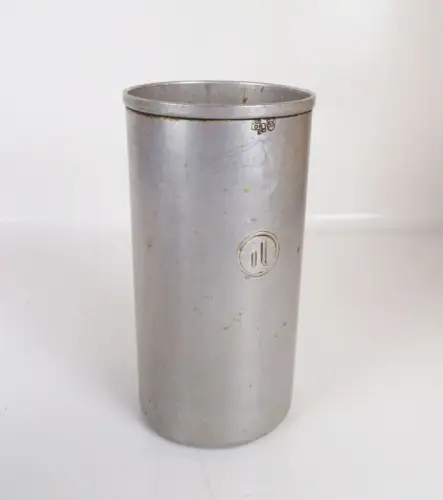 Alter Becher Aluminium 1 Liter Deko Pflanzgefäß