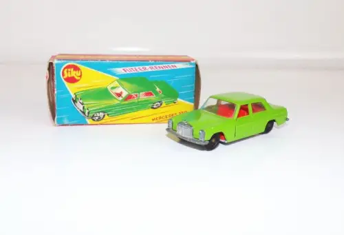 Altes Siku Mercedes 250 grün mit Originalkarton V 309 Modellauto