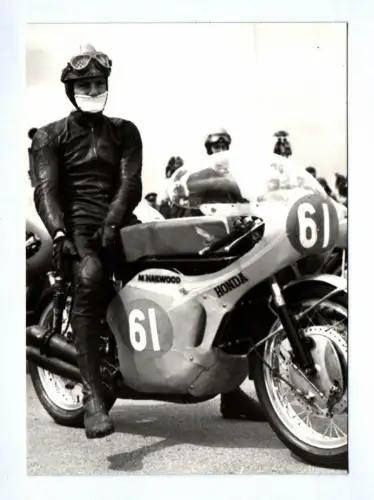 Foto Motorsport Großbritannien Mike Hailwood Honda