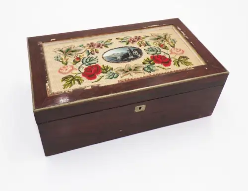 Alte Schatulle Holz Häkel Motiv Vintage Box Antik Truhe Deko