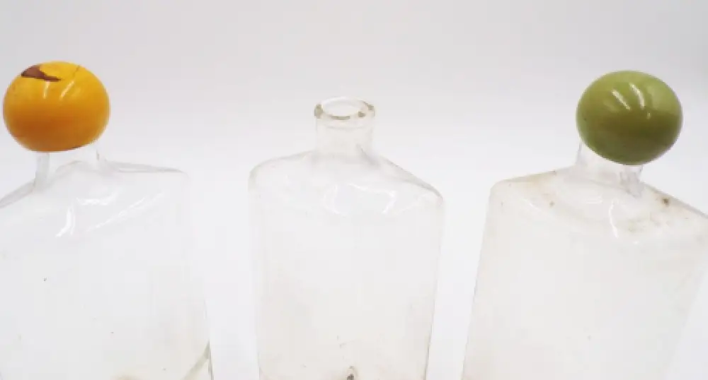 Alte Spender Haarwasser Frisör Barbier Glas 3 Stück Deko 6