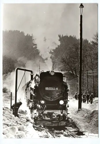 Foto Ak Eisenbahn 1982 Wassernehmen in Eisfelder Talmühle Dampflok 99 0244-6
