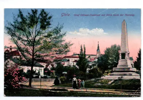 Ak Glatz Graf Götzen Denkmal mit Blick nach der Festung Schlesien