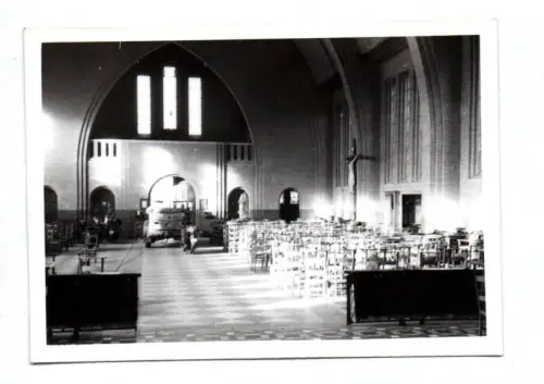 Foto Kfz in Kirche Beke 2 Wk 