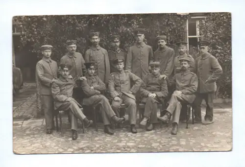 Foto Ak Soldaten Gruppe 1915 Erster Weltkrieg Feldpostkarte Herrnhut
