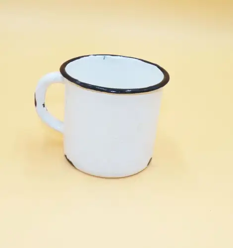 Alte Emaille Tasse Pflanzgefäß Gartendeko Tippel 