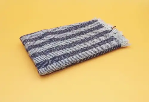 Altes DDR Handtuch blau weiß liniert 46 x 112 cm Vintage