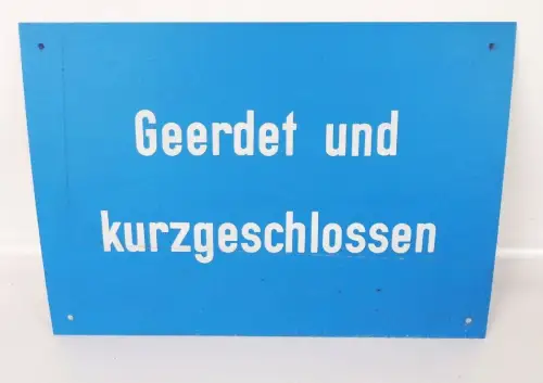 Schild Geerdet und kurzgeschlossen Kunststoff DDR blau